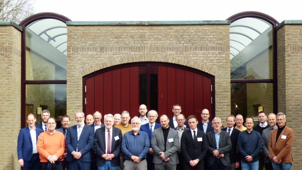Afgevaardigden van de gecombineerde synode van de twee kerkverbanden, zaterdag in Harderwijk. 