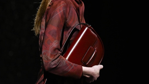 Hermès blijft dure tassen verkopen ondanks moeilijke markt