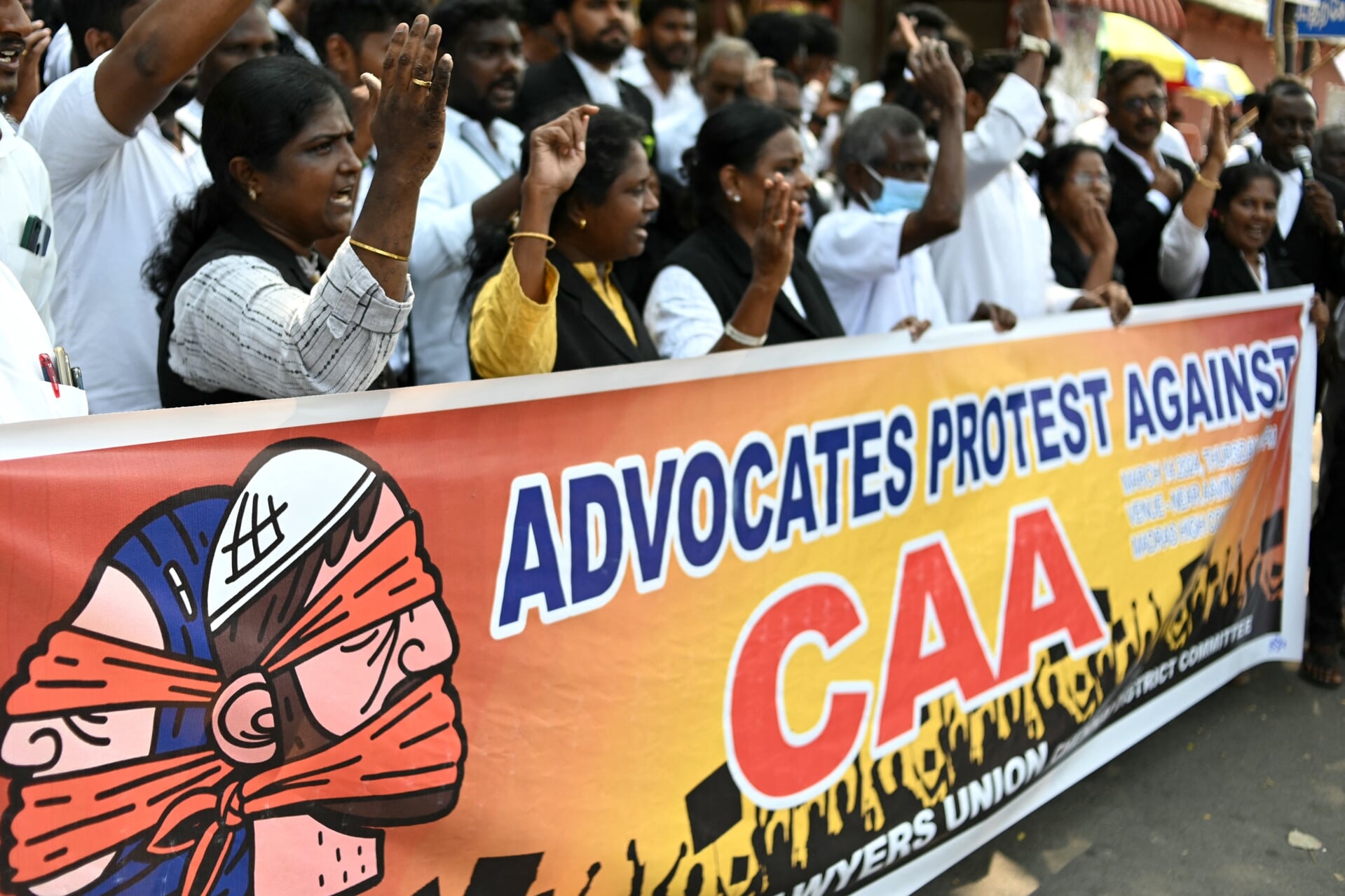Leden van de All India Lawyers Union protesteren in Chennai tegen de implementatie van de omstreden Citizenship Amendment Act.