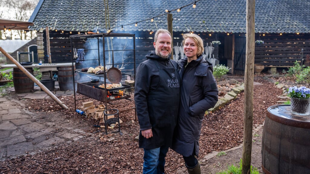 Martijn Korving en Janine Baker geven met De Vuurplaats op Landgoed Vollenhoven het heerlijke buitenleven een nieuwe dimensie.