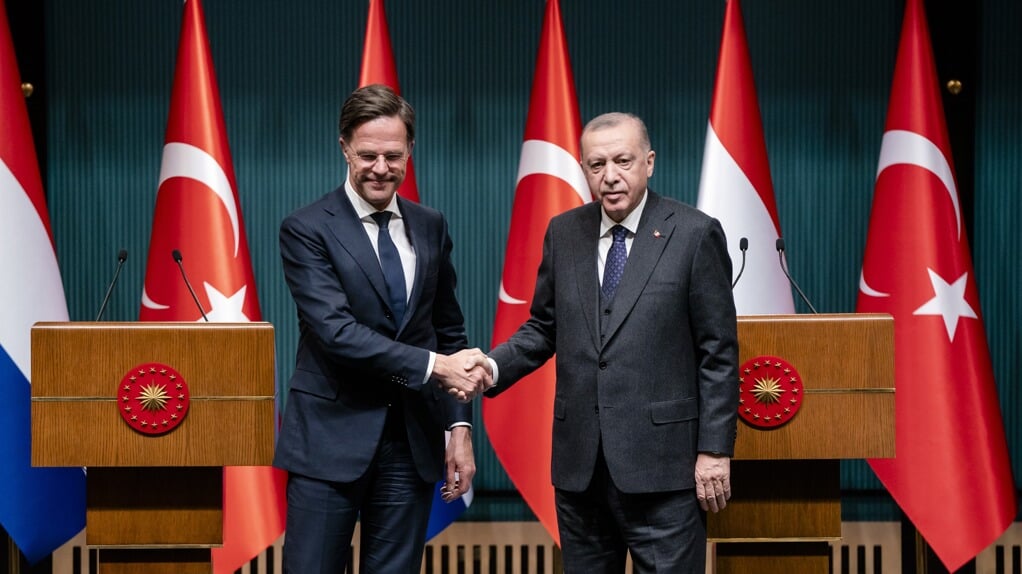 Rutte-naar-Turkije-voor--sollicitatiegesprek--met-Erdogan--benoeming-tot-Navo-chef-dichterbij