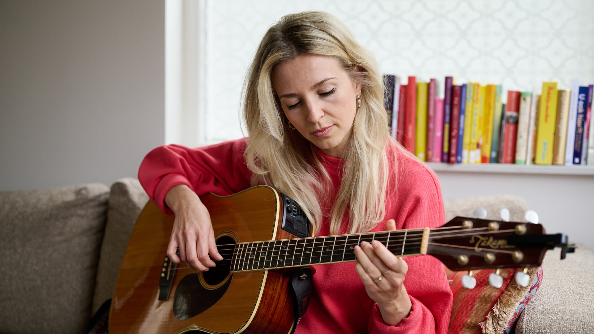 Mirjam Kerkhof, zangeres van de band Sela.