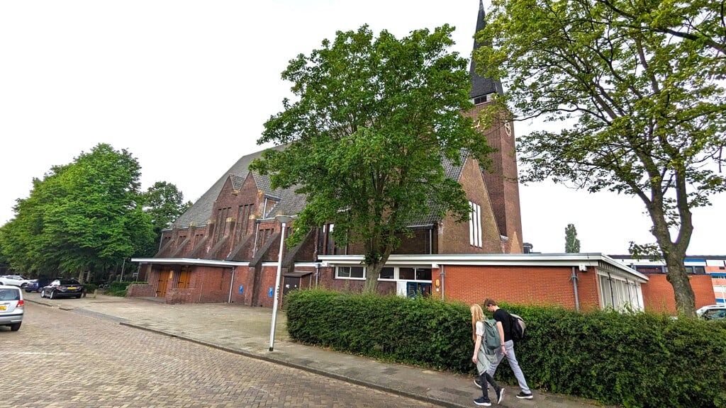 De Jeruzalemkerk in Zwolle, waar dominee Horreüs de Haas met Pinksteren 1937 werd gecensureerd.