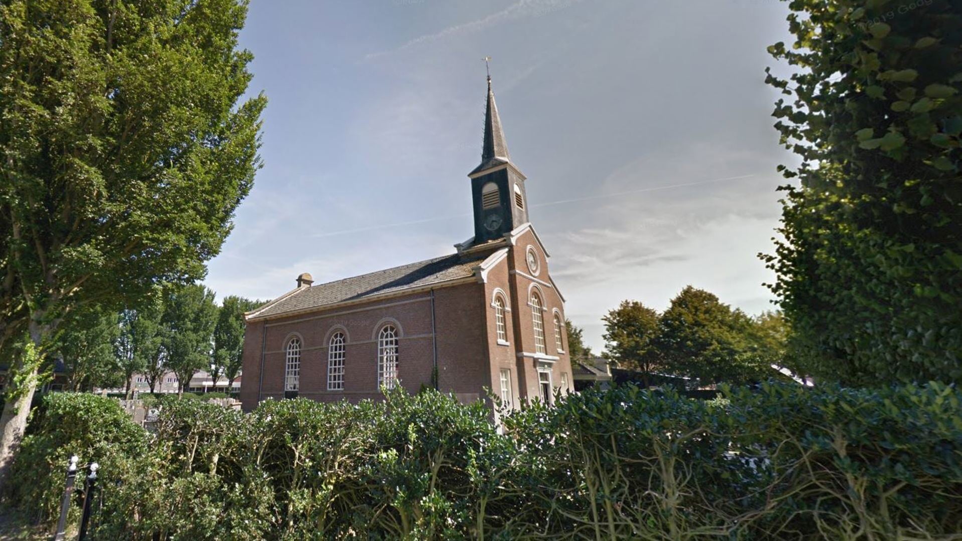 De kerk op Schiermonnikoog waar Louis Bähler zijn geruchtmakende loopbaan begon.