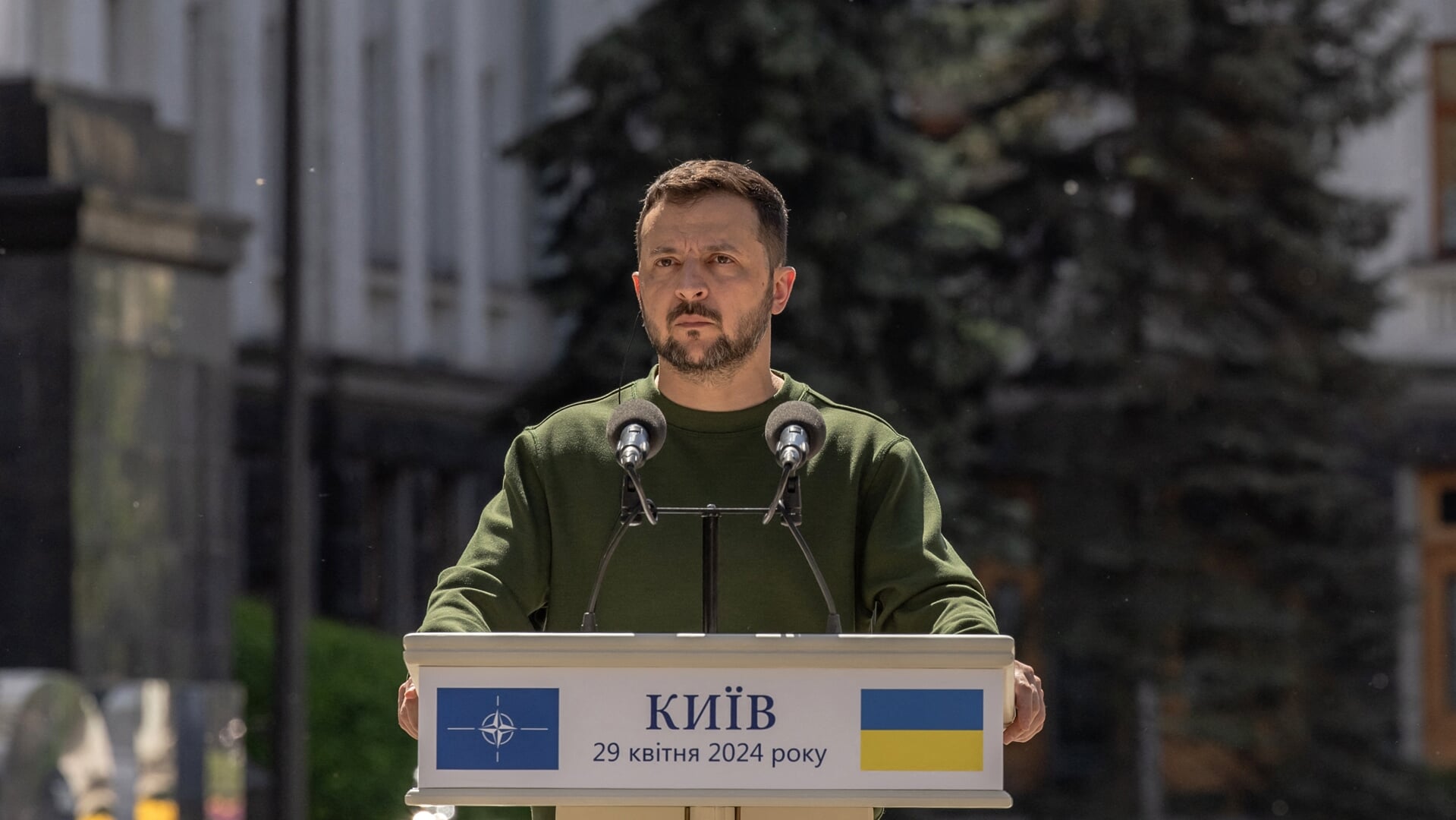 Zelensky tijdens een persconferentie op 29 april in Kyiv.