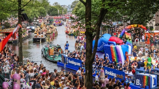 COC grijpt Canal Parade aan voor verkiezingen