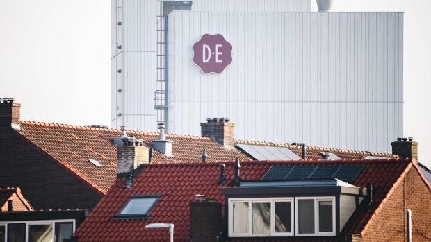 Moederbedrijf Douwe Egberts profiteert van sterke prijsstijgingen