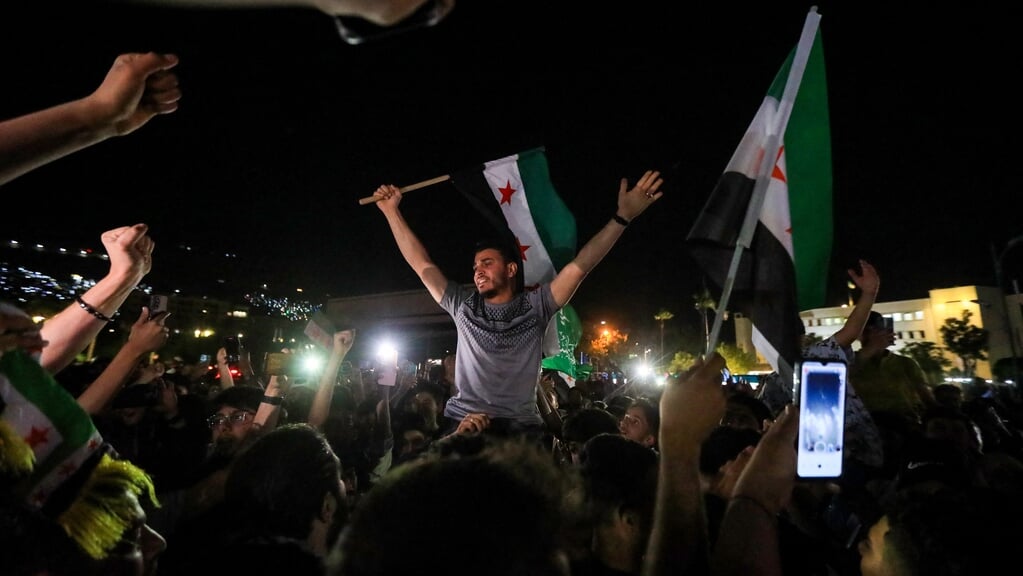Feest in Damascus na Trumps aankondiging dat hij de sancties opheft.