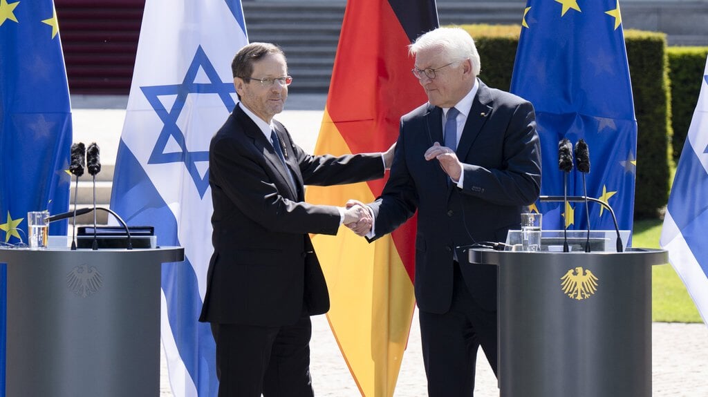 De Israëlische president Isaac Herzog en zijn Duitse ambtsgenoot Frank-Walter Steinmeier.
