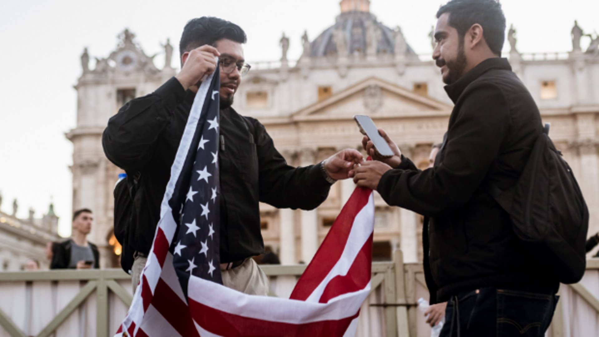 De wereld heeft nu twee Amerikaanse wereldleiders – in plaats van één.