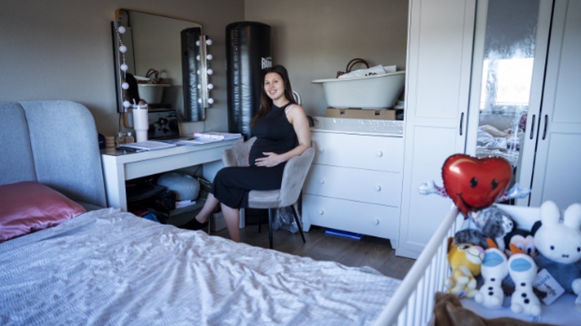Megan (17) is zwanger en doet eindexamen. 'Ik wist meteen dat ik het wilde houden.'