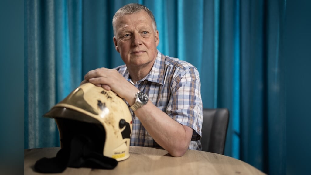 Oud-brandweerman Charles Borst. ‘Ik heb het gevoel dat ik heb gedaan wat ik kon. Is het genoeg geweest? Nee, het is nooit genoeg.'