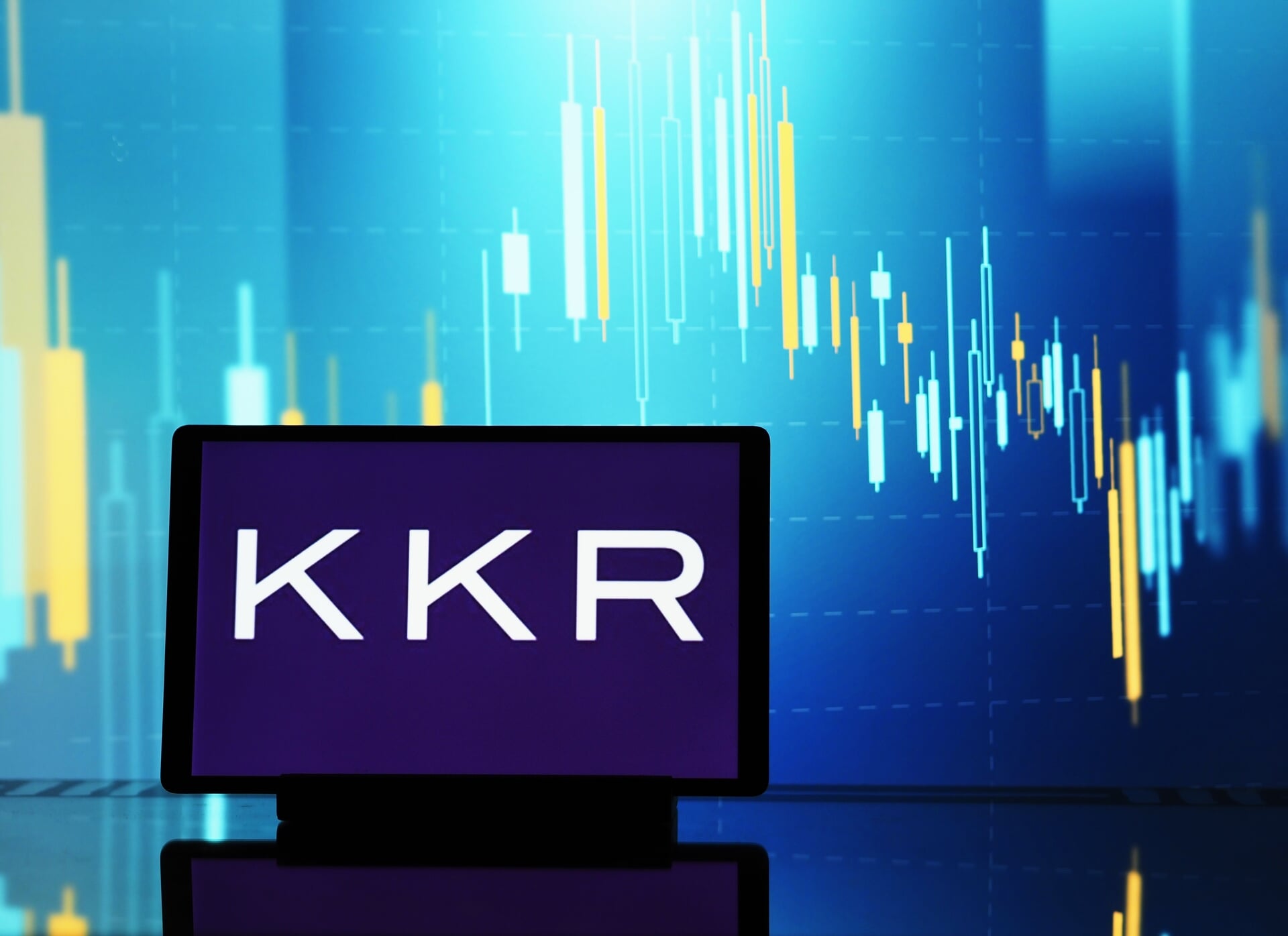 De overname van VBK door de Amerikaanse investeringsmaatschappij KKR heeft tot onrust geleid. Het bedrijf zou investeren in onder andere wapens.