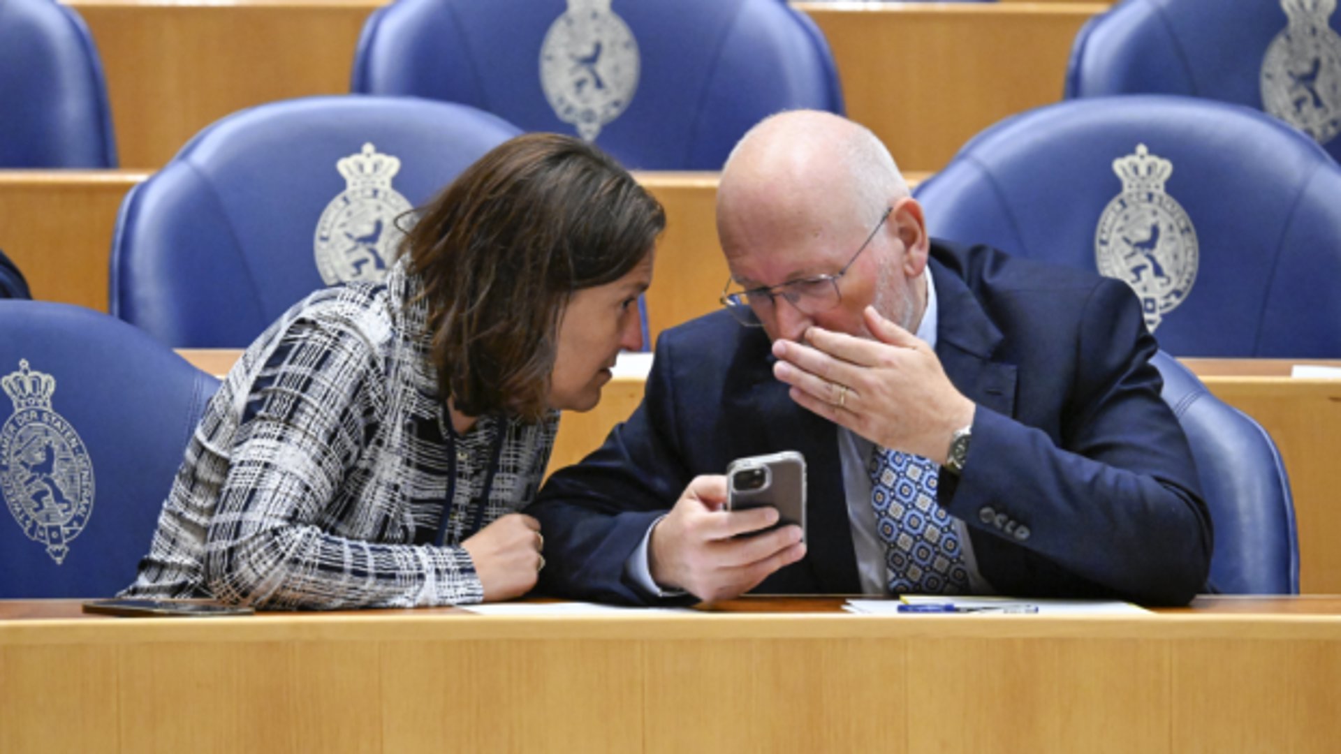 GroenLinks-PvdA-Kamerlid Kati Piri in de Tweede Kamer met partijleider Frans Timmermans.