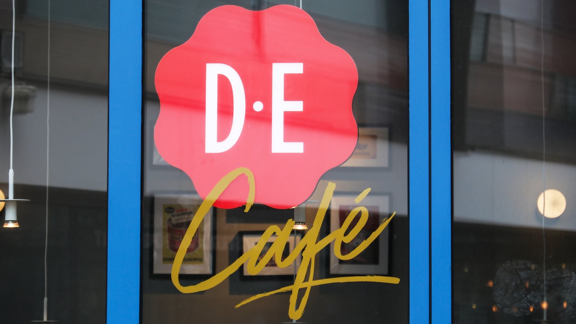 Een koffiecafé in Amsterdam-Zuidoost.