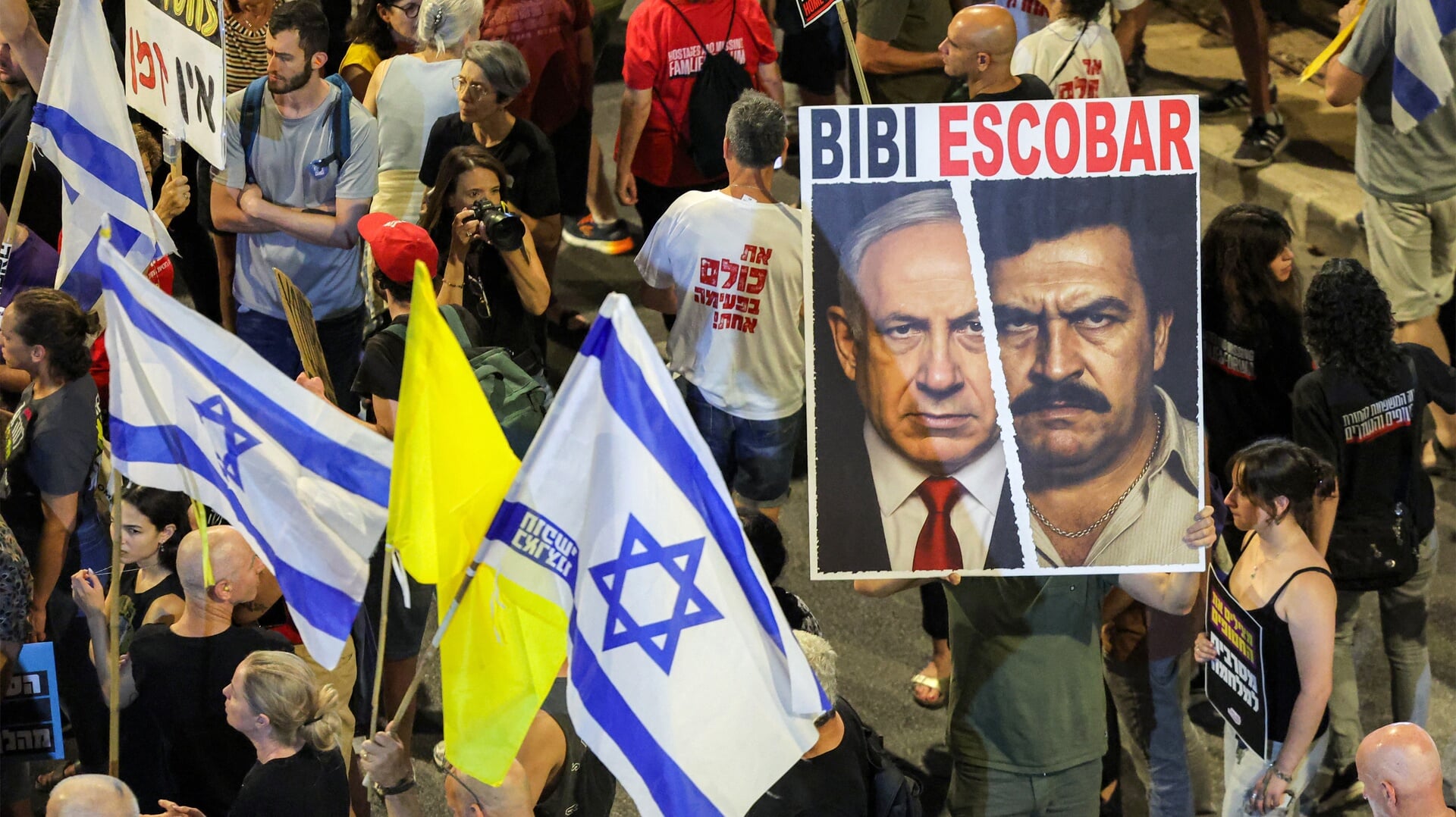 Veel Israëliërs vinden dat Netanyahu te weinig doet om de gijzelaars vrij te krijgen.