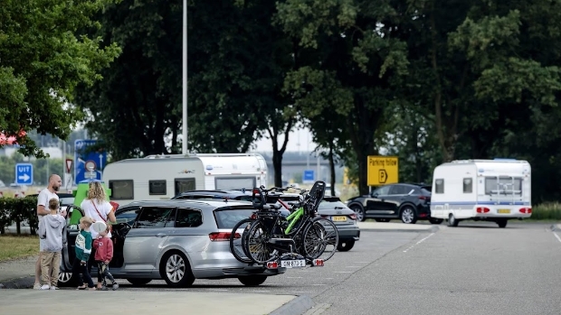 Aansluiten in files op Europese wegen naar vakantiebestemmingen