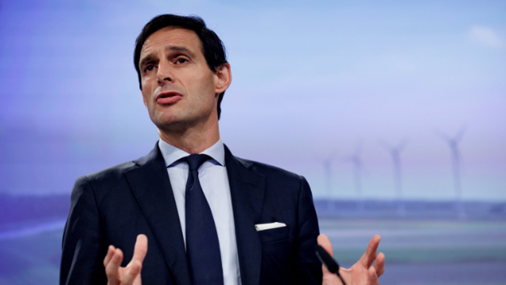Eurocommissaris Hoekstra was de afgelopen maanden nog volop bezig met het voorstel. 