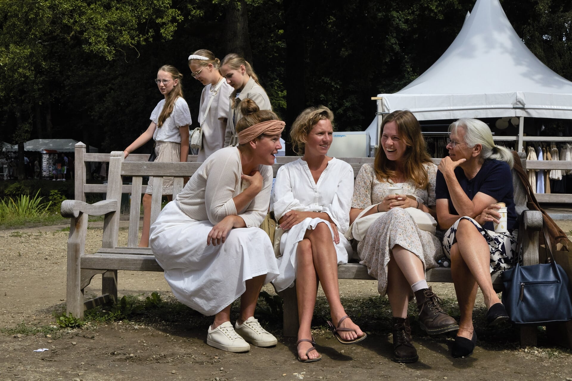 De Terdege Zomerfair is populair bij reformatorische vrouwen en kinderen.