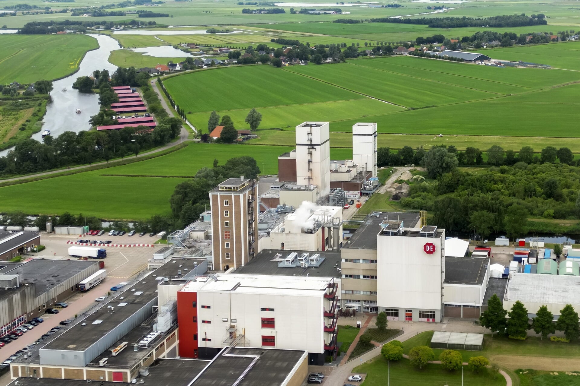 In het Friese Joure staat een van de Douwe Egberts-fabrieken van JDE Peet's.