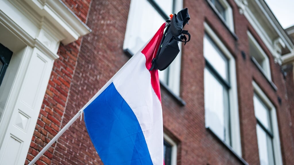 Het Leidsche Rijn College moet Lazar Babovic uiterlijk op 31 augustus alsnog zijn vwo-diploma uitreiken.