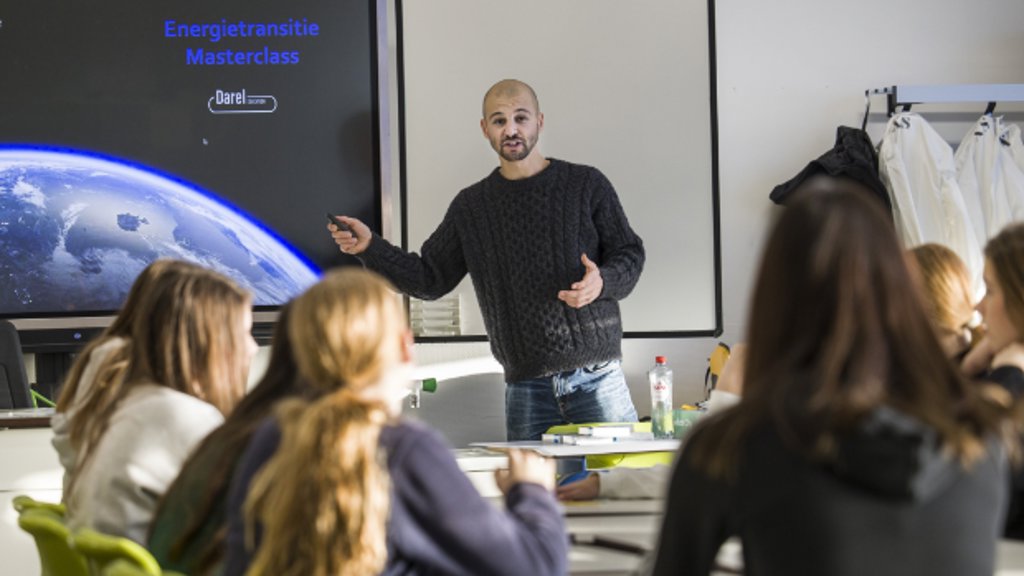 Voor elke leerling staat weer een schooljaar vol uitdagingen, vragen en kansen te wachten, die al dan niet gepaard gaan met persoonlijke doelen en verwachtingen.