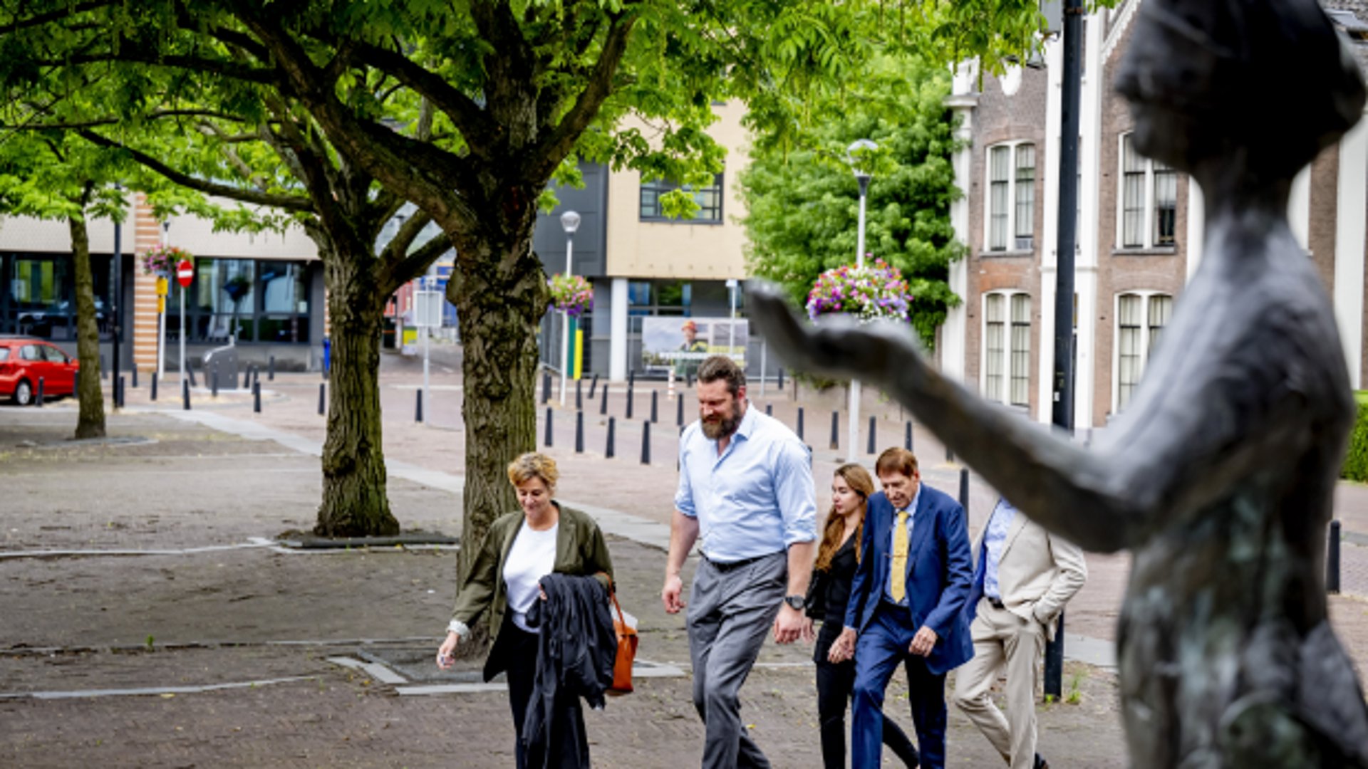 Acteur en bodybuilder Olivier Richters komt aan bij de rechtbank van Utrecht.