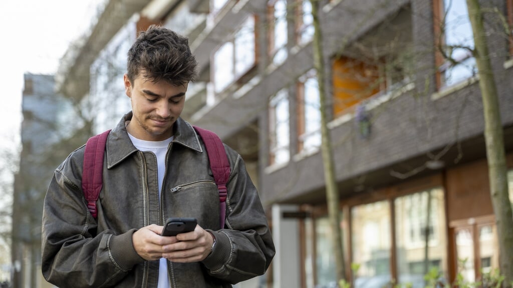 Door Meta AI in een WhatsApp-gesprek te gebruiken, registreert Meta alles wat je deelt en ontvangt, inclusief foto’s en video’s.