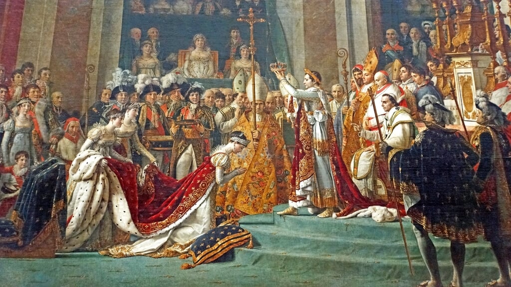 De kroning van Napoleon werd in 1807 geschilderd door Jacques-Louis David en dat hangt in het Louvre.