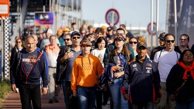 Zandvoort versierd voor de Dutch Grand Prix