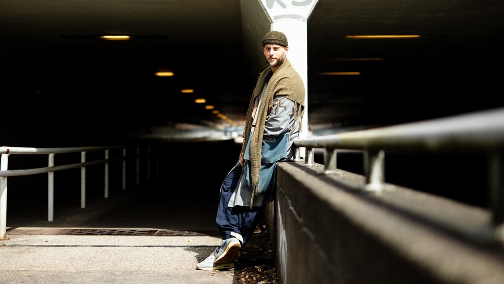 Moze Naél: 'Als je uit je land wilt vertrekken, moet er wel echt iets aan de hand zijn.’