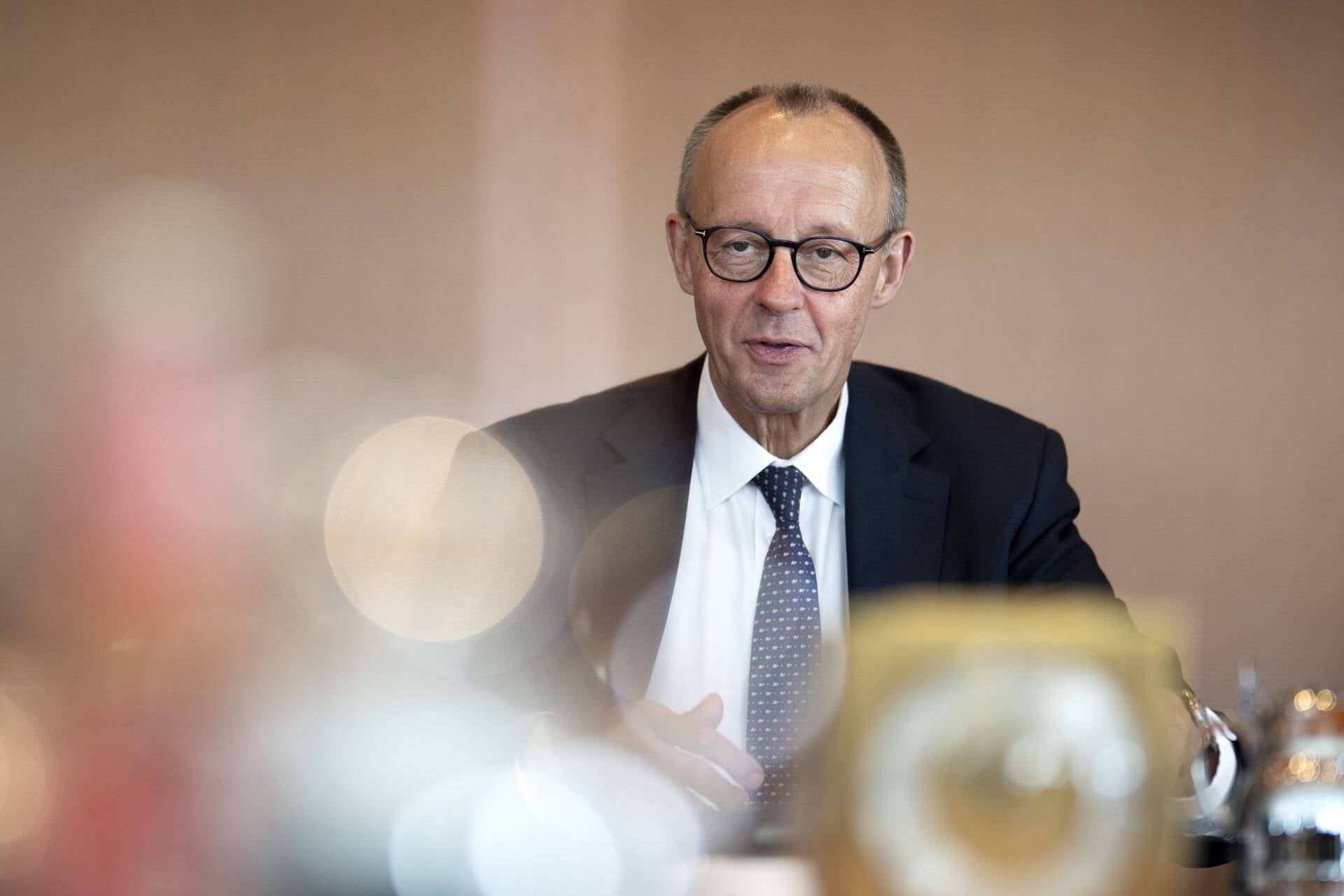 De Duitse bondskanselier Merz staat binnen zijn eigen CDU vrij geïsoleerd met zijn standpunt over Israël.