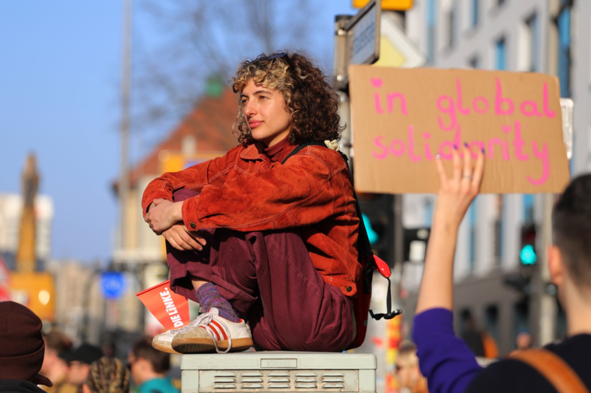 Poëzie wil meer zijn dan het verwerken van trauma’s of het bieden van herkenning