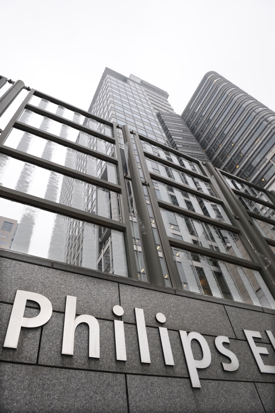 Philips schrapt 2200 extra banen