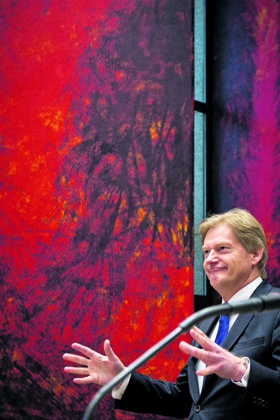 Genant gedoe bedreigt Van Rijn (novum / Freek van den Bergh)