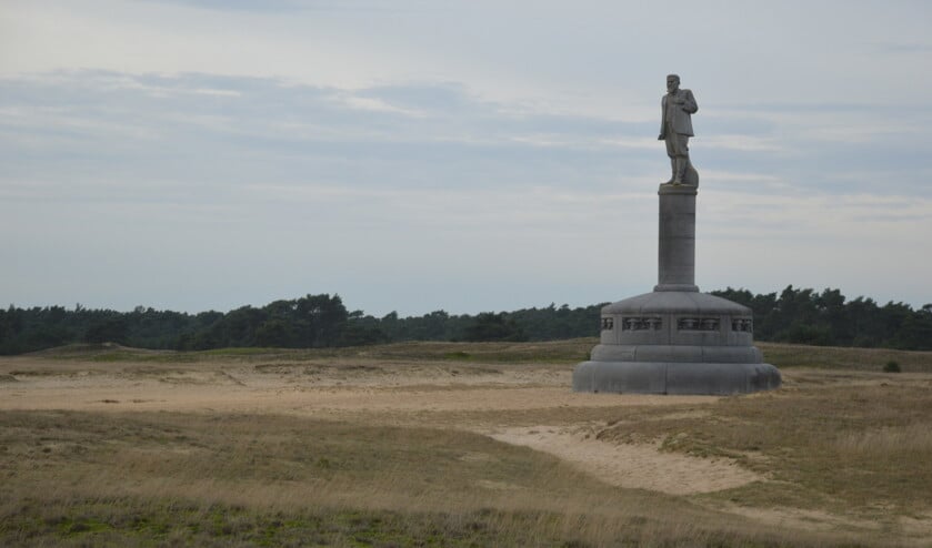 Het Nationaal Park De Hoge Veluwe is een van de weinige natuurgebieden waar je buiten de paden mag rondstruinen. (Kees de Heer)