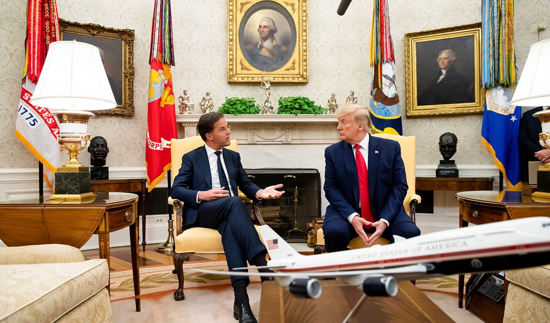 Mark Rutte is een ‘vriend’ geworden, zei president Donald Trump donderdag in het Oval Office van het Witte Huis.