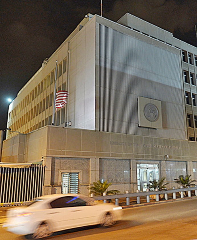 De Amerikaanse ambassade in Tel Aviv.