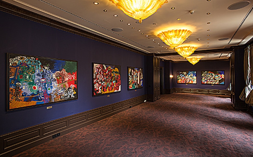 Niet alleen in musea, ook in sommige hotels is topkunst te zien. Een van die hotels is Le Palais Art Hotel in Praag, met veel Tsjechische kunst. (booking.com)