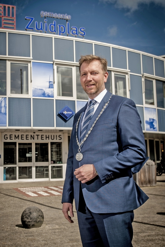 In gesprek met SGP-burgemeester Gert-Jan Kats (Joost Hoving)