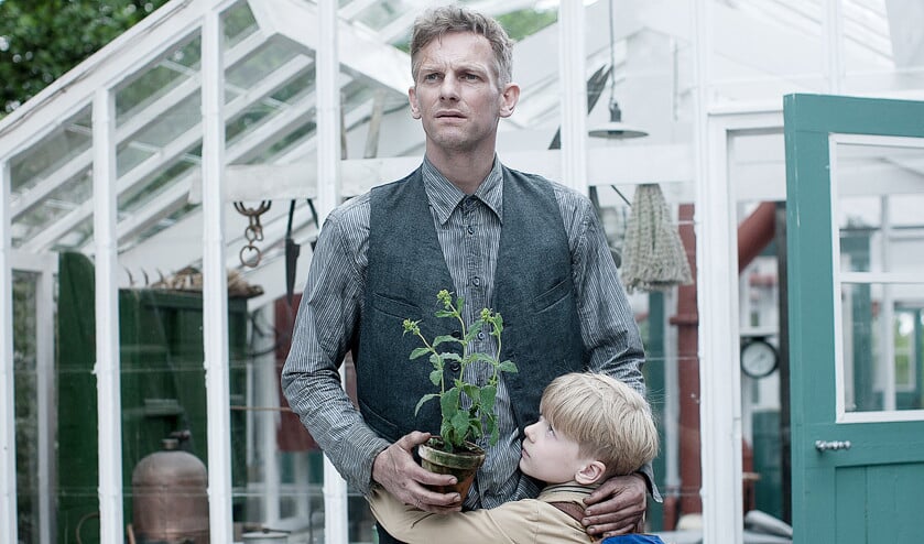 De film ‘Knielen op een bed violen’ geeft een minder karikaturaal beeld van extremiteiten onder reformatorische christenen dan eerdere rolprenten. (september film)