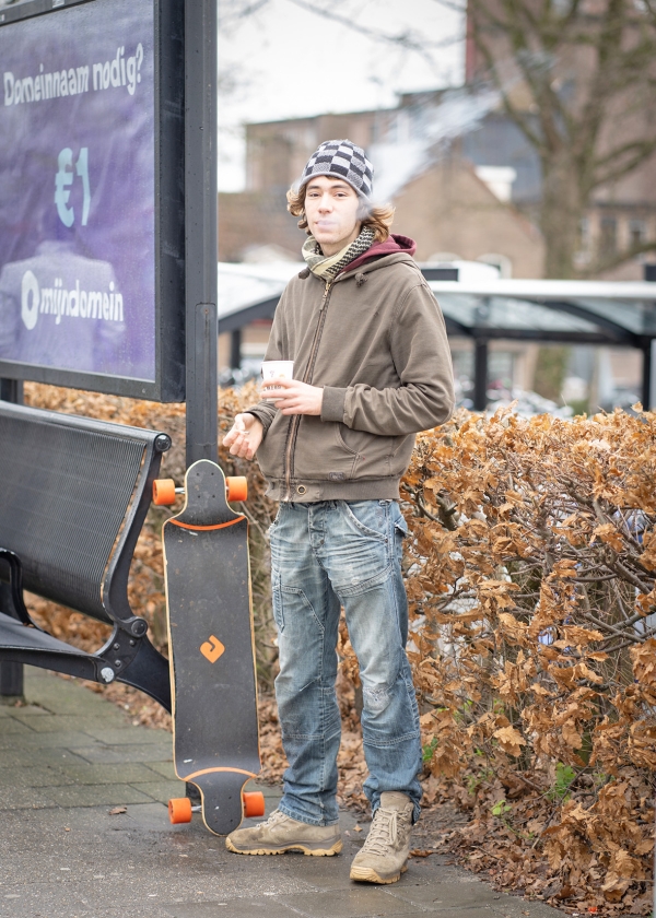 Jonathan Bloten over zijn kleding:
‘Gevonden, gekregen of van de kringloop’ (Niek Stam)