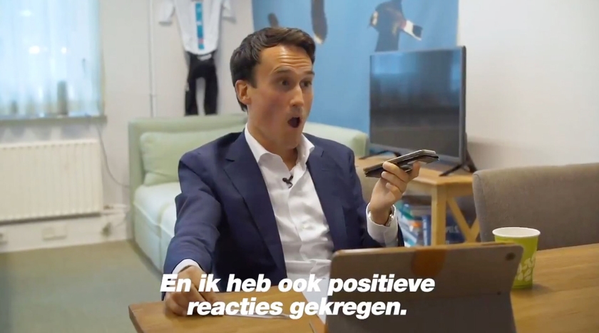 Paul Smeulders deelde beelden van het telefoongesprek met de recruiter van Imperial Tobacco Nederland op Twitter. (twitter)