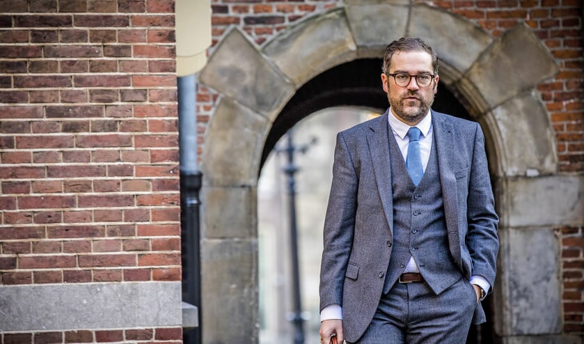 Klaas Dijkhoff, de nieuwe fractievoorzitter van de VVD, ontkent dat Mark Rutte een beroep op hem heeft gedaan en wil zich niet uitlaten over zijn ambities voor de toekomst. (anp / Bart Maat)