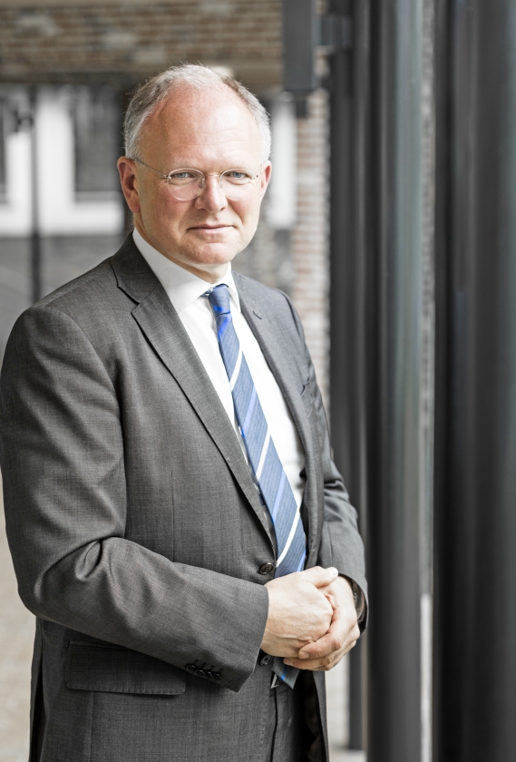 In gesprek met Herman Selderhuis (Dick Vos)