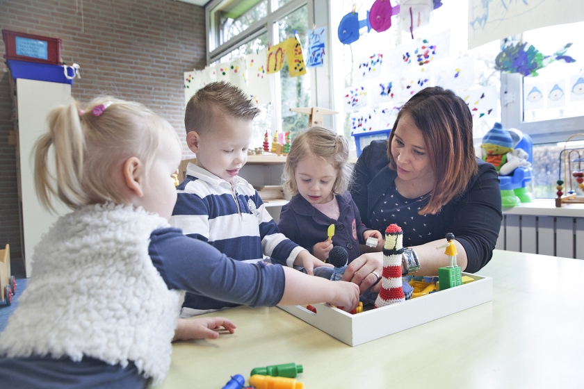 Op voorschool de Oliebron zijn leidsters tevreden met de resultaten van het peuteronderwijs. ‘Wij zien ze gewoon vooruit gaan.’ (Aurélie Geurts)