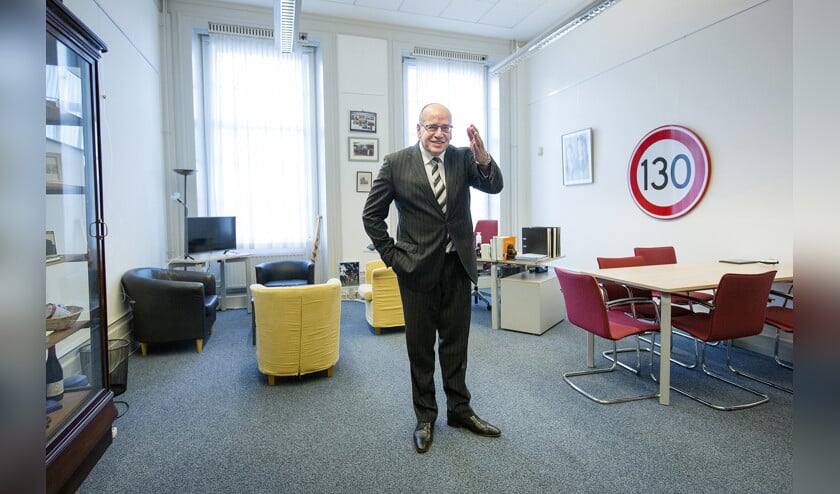Tweede Kamerlid Fred Teeven geeft een reactie op het rapport van de onderzoekscommissie over de ‘Teeven-deal’. (anp / Bart Maat)