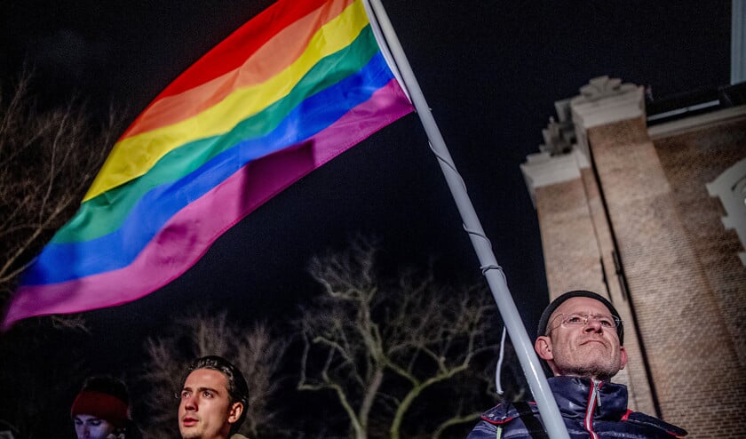 ‘Viering van de Liefde’ bij het Homomonument in Amsterdam. De manifestatie werd op 9 januari gehouden als een reactie op de Nashvilleverklaring. (anp / Robin Utrecht)