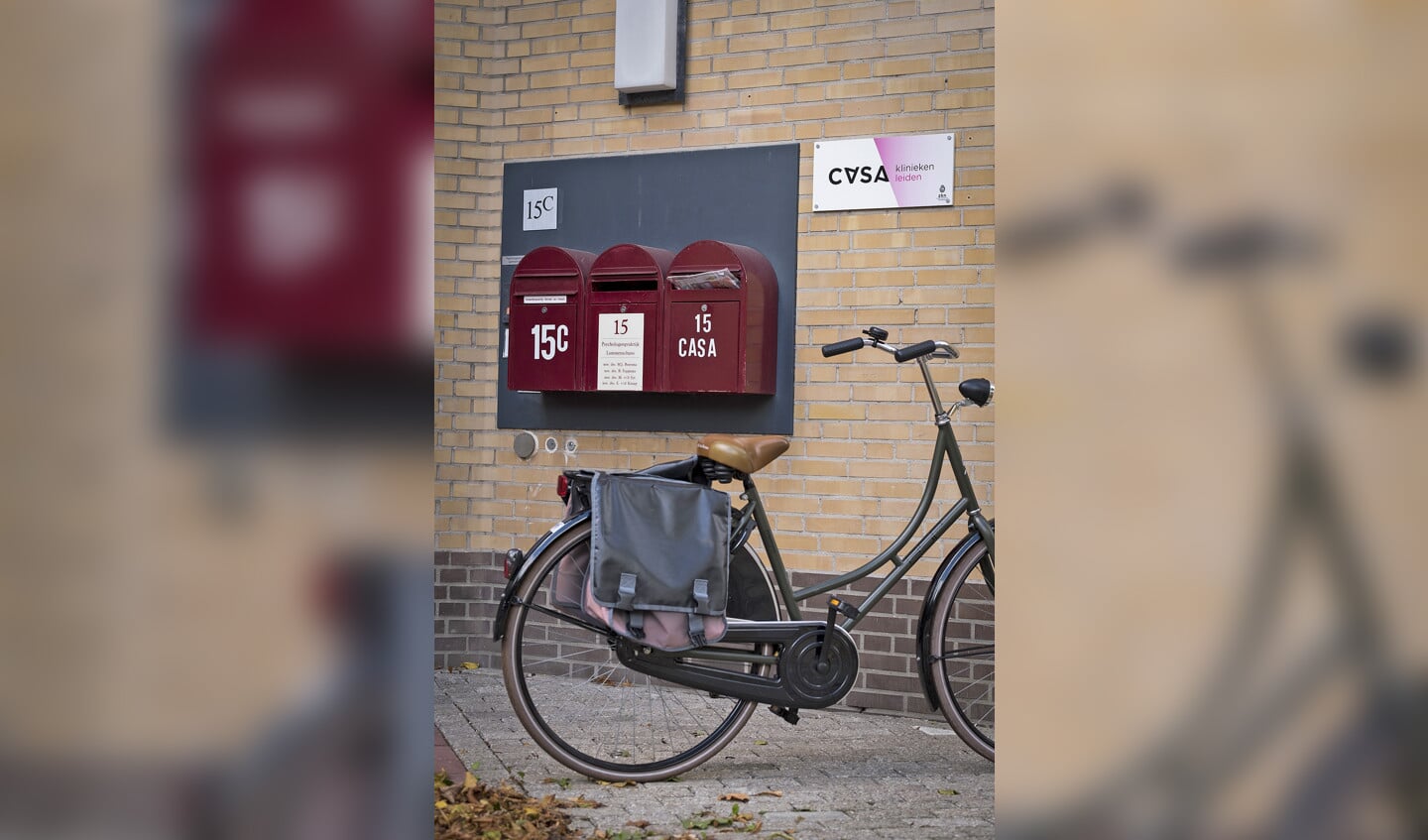 De Casaklinieken zetten verpleegkundigen, en geen specialisten, in om vrouwen onder zeil te brengen. Een onveilige situatie, oordelen critici.