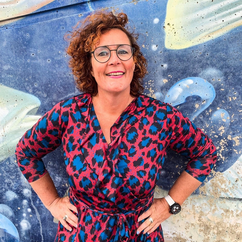 Karin van Iersel eet alleen tussen twaalf uur ’s ochtends en acht uur ’s avonds. (istock en nd)
